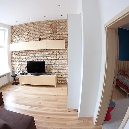 Classic With Private Sauna In Old Town 그단스크